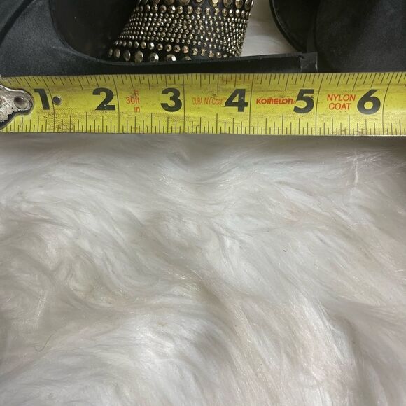 Steve Madden black satin fabric& gold tone studded ankle strap sandals SZ11 - Picture 8 of 13